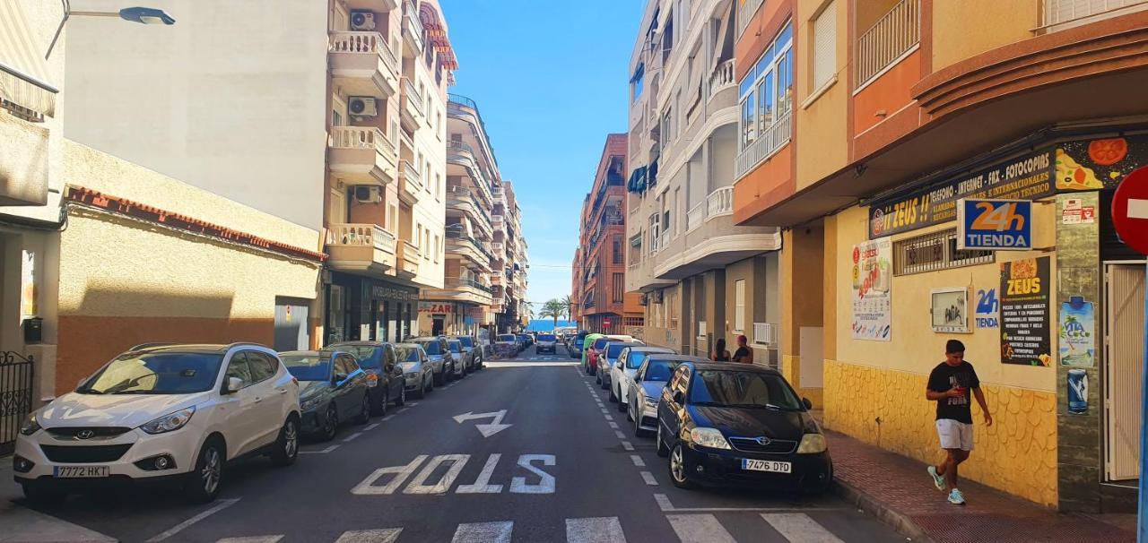 Isamar Apartamento Playa Del Cura Торевьиа Экстерьер фото